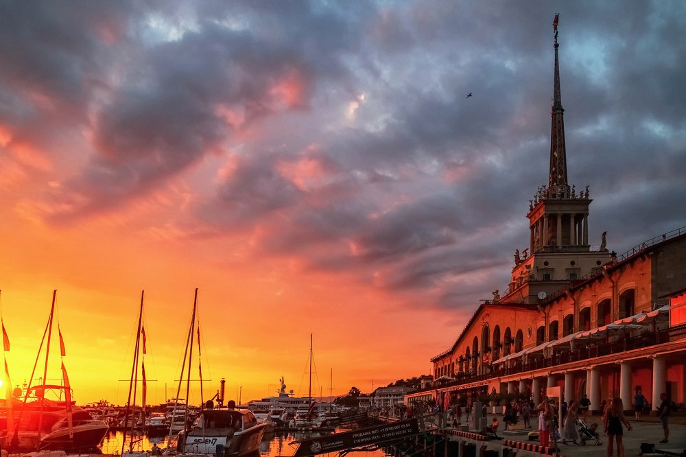 Красочный закат