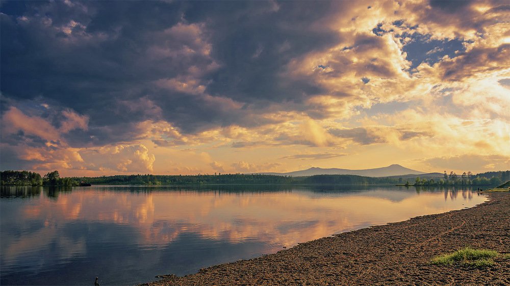На исходе дня.