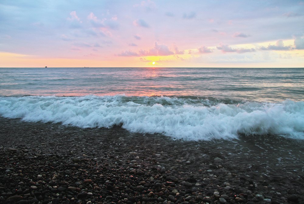 За горизонтом