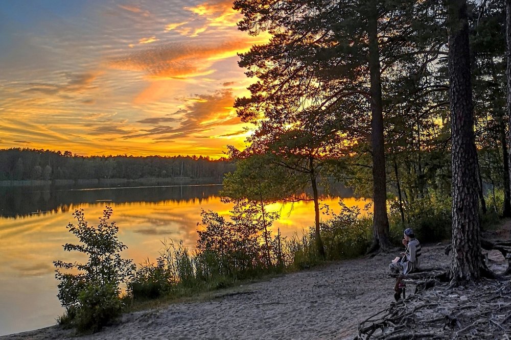 Закат на озере...