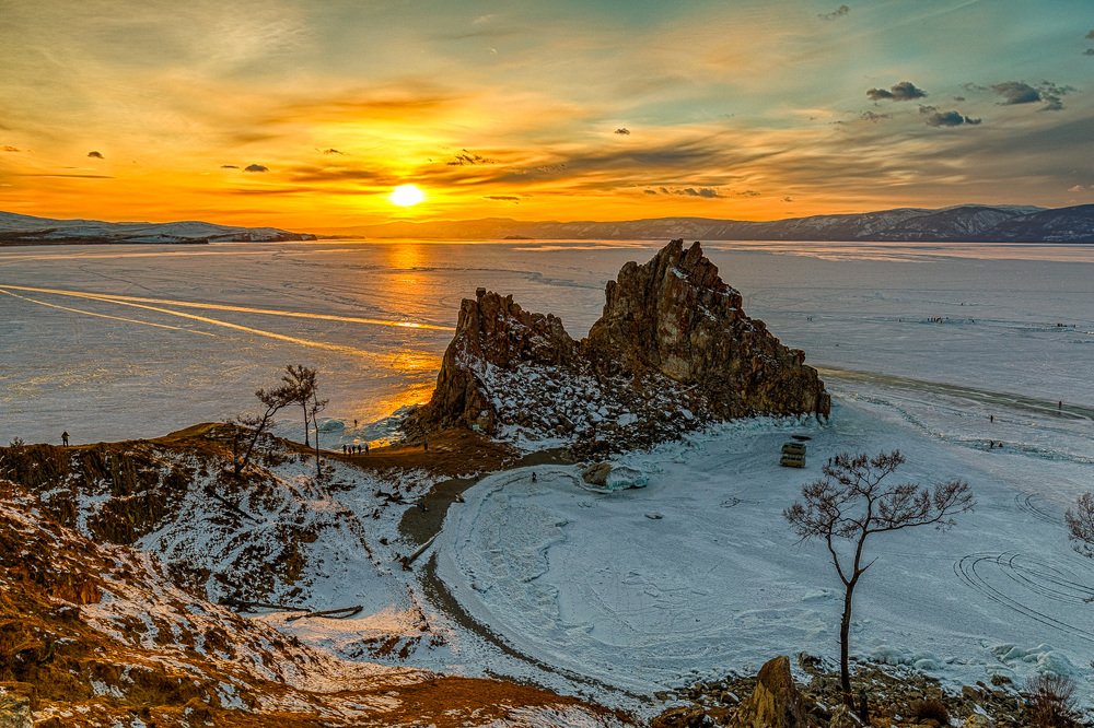 Shamanka rock at sunset