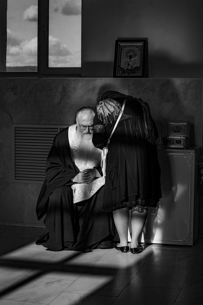 Под сенью креста