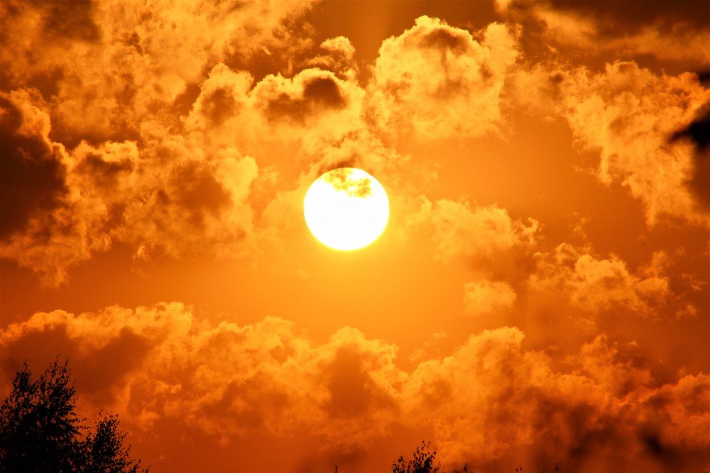 горит моя жизнь, как этот закат