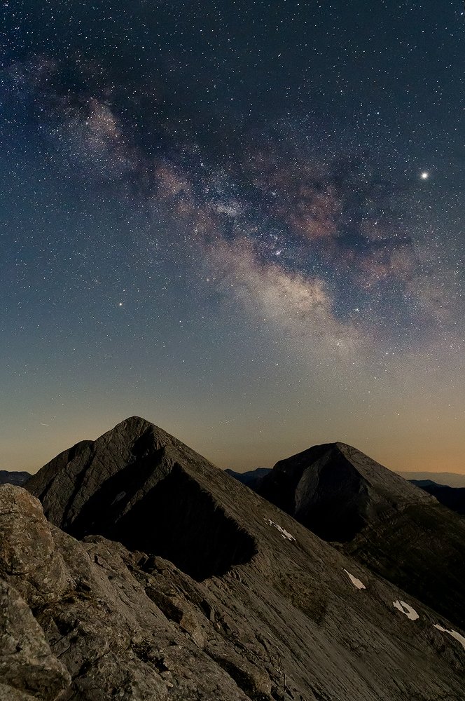 вершина Вихрен-масцив Пирин-Болгария