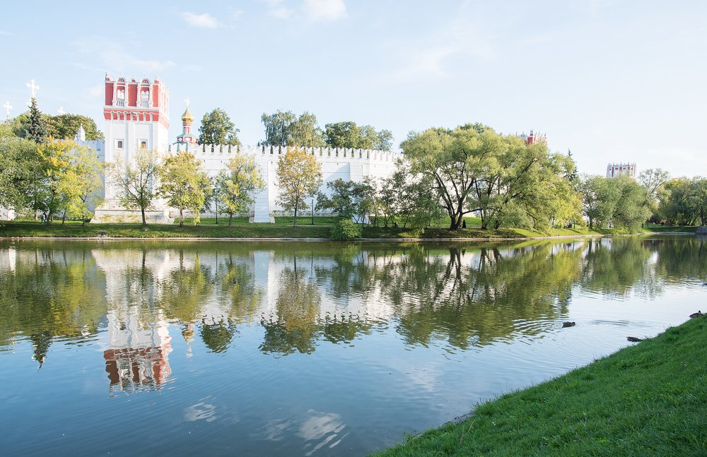 Пруд Новодевичьего монастыря