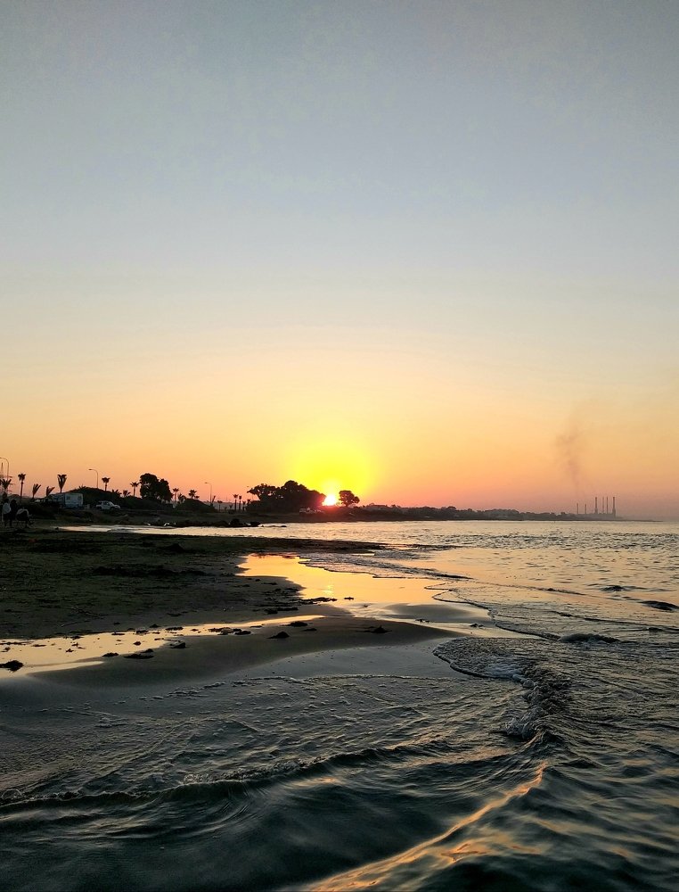 Waiting ...The Colours