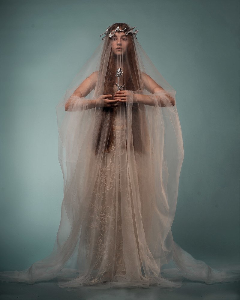 Шипы и розы