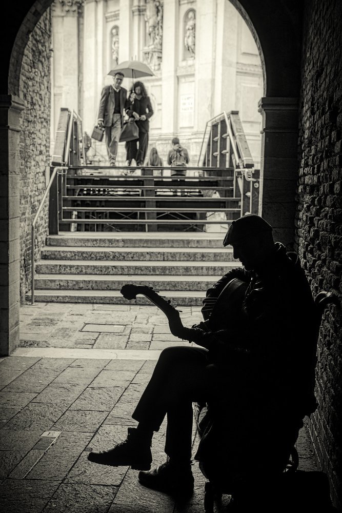 Музыка на улице