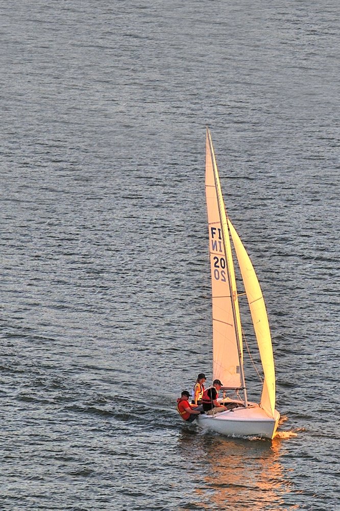 Вираж на тихой воде