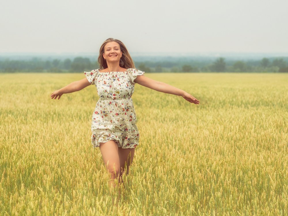 Летящая над полем