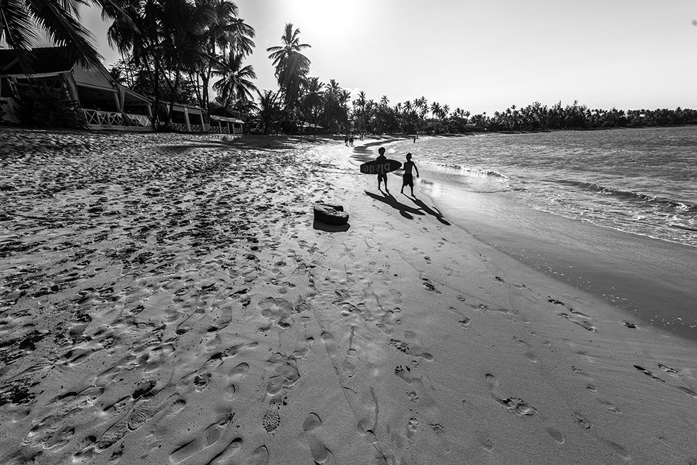 Surfers kids