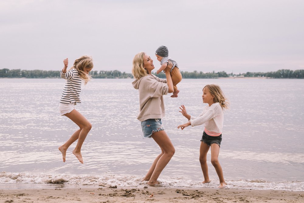 Младший брат