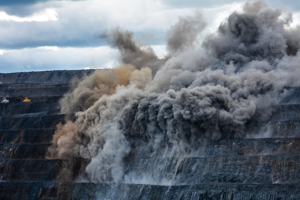 Взрывы на карьере