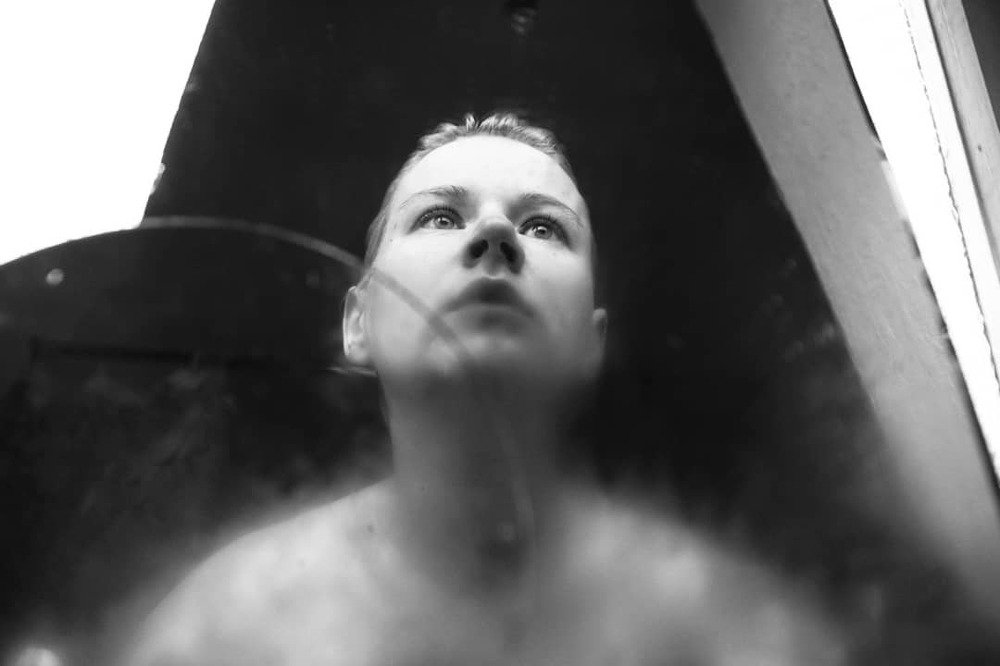 distorting mirror