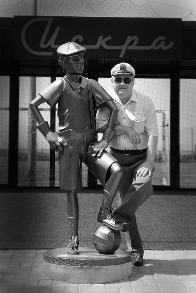 Футболисты