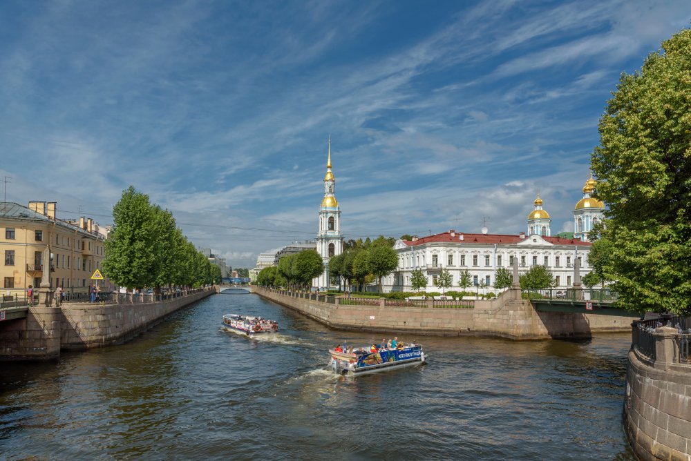 Летним днём на Крюковом канале