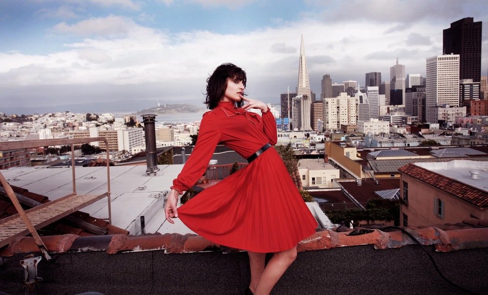 Red dress in Nob Hill