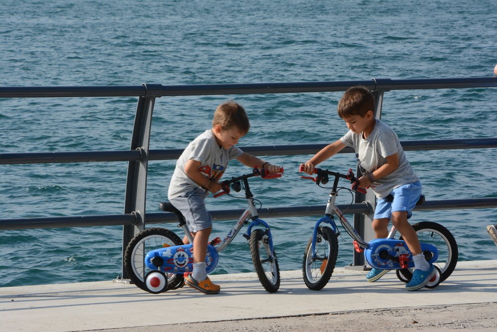 Children by the water