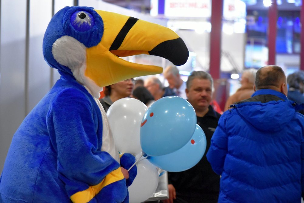 And I have blue balls / А у меня шарики голубые