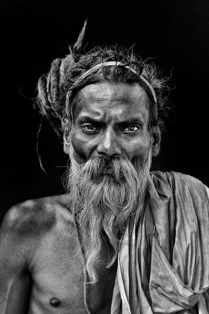 A NAGA SADHU