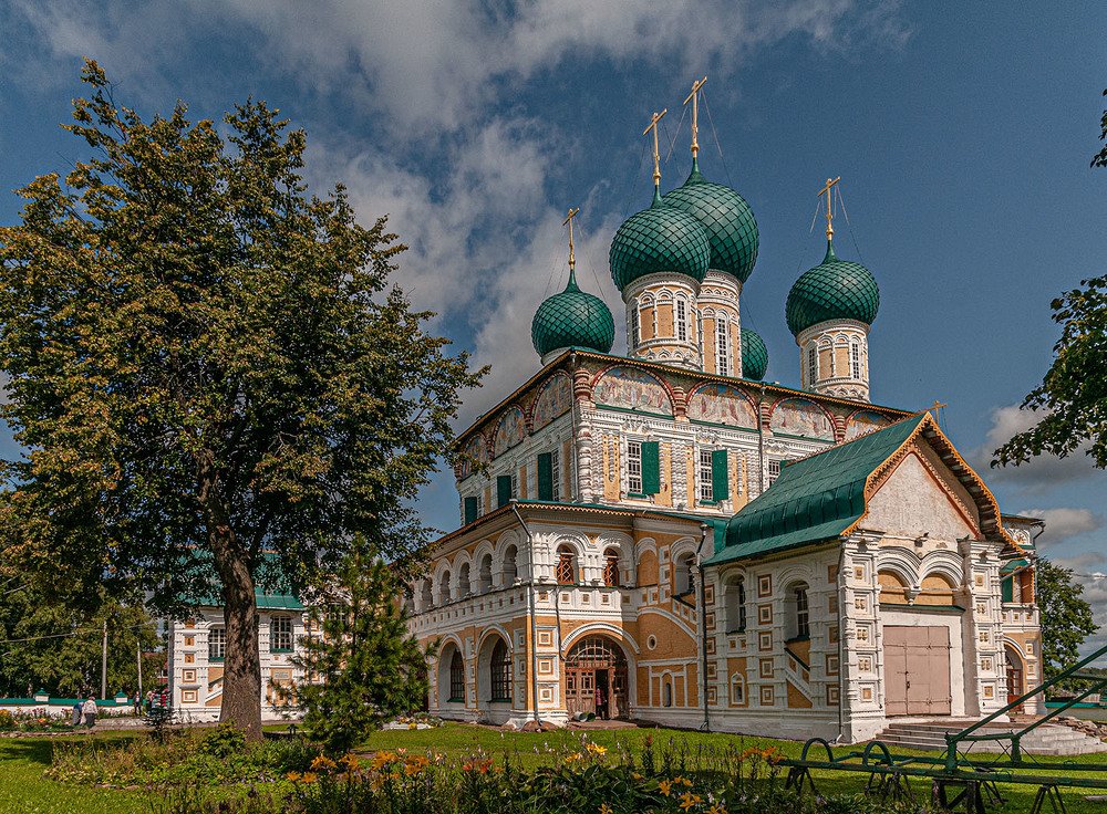 Воскресенский собор в Тутаеве, Ярославльской области