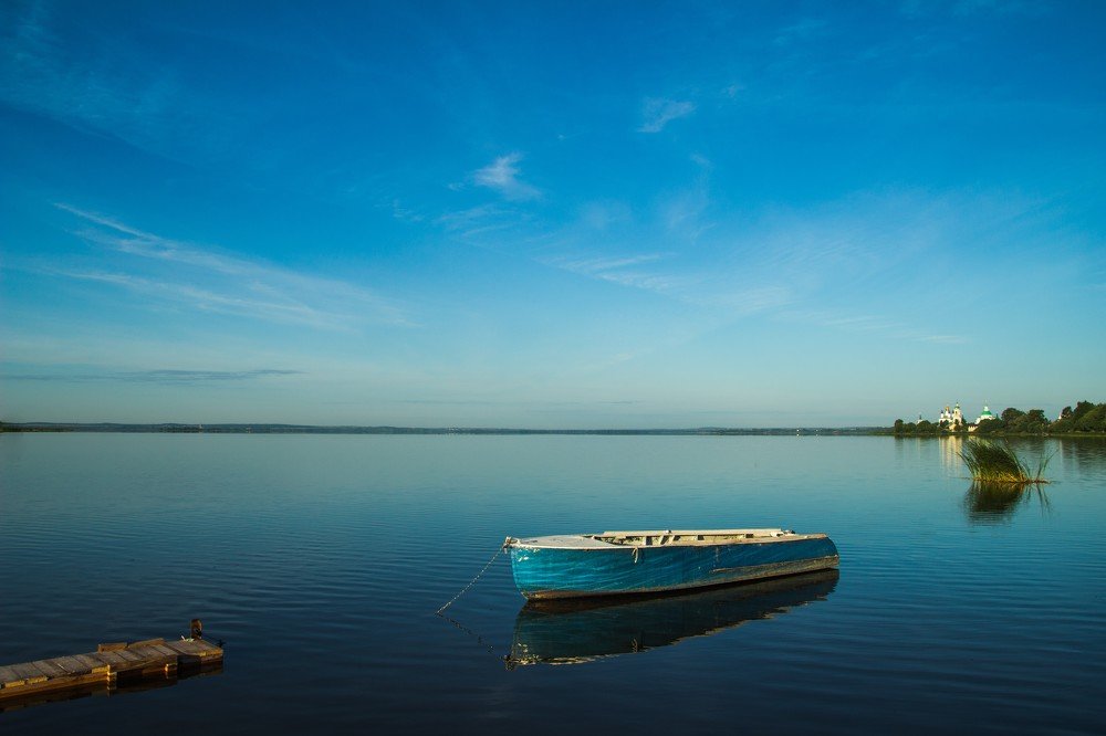 Голубая лодка
