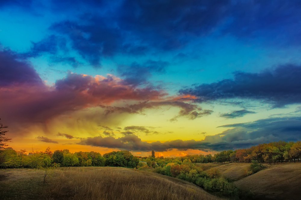 Sunset in the city park