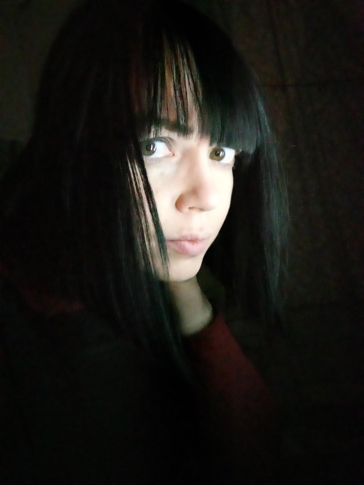 Девушка