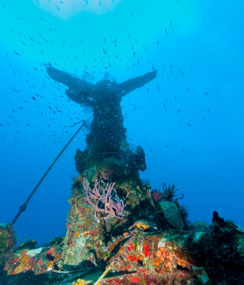 Mast and Truck of Mama Viña ship wreck, Playa del Carmen, Quintana Roo, Mexico