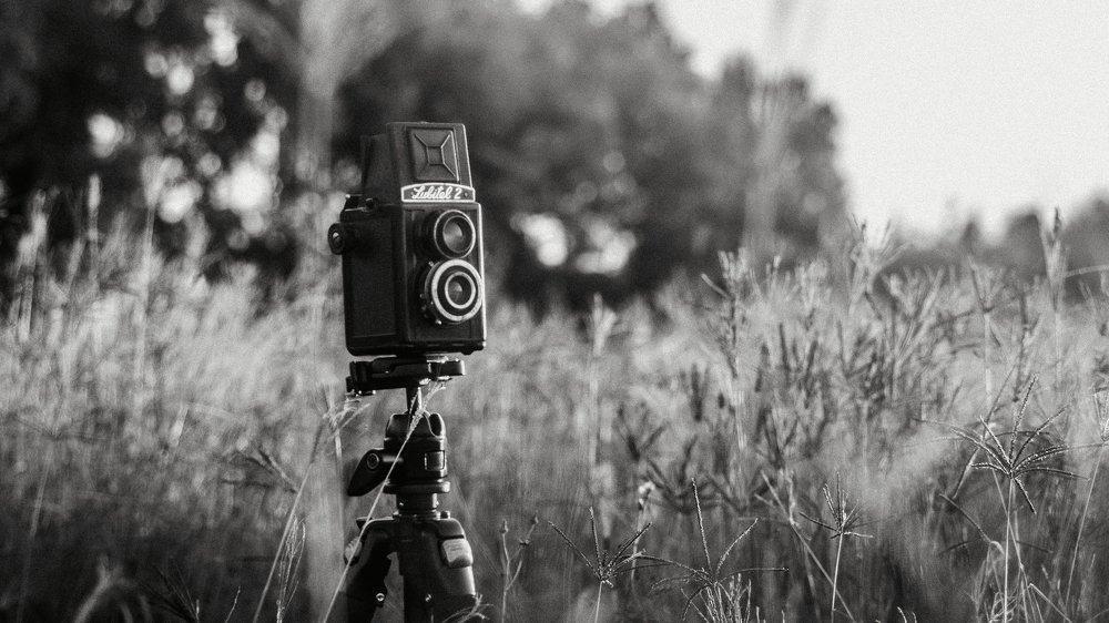 Old Eyes Under Blue Skies