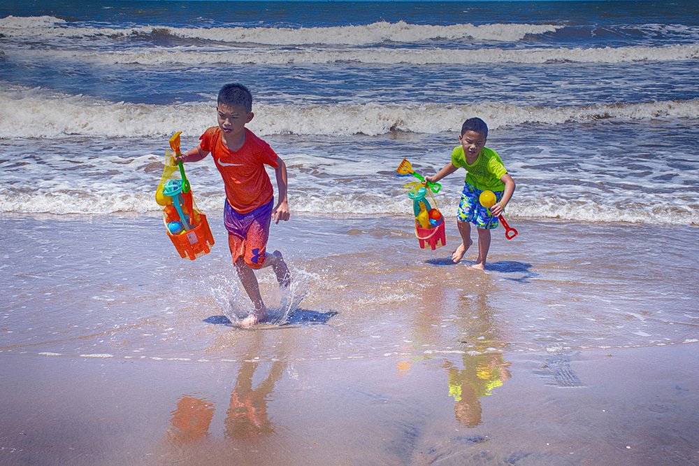 Vui trên Bãi Biển