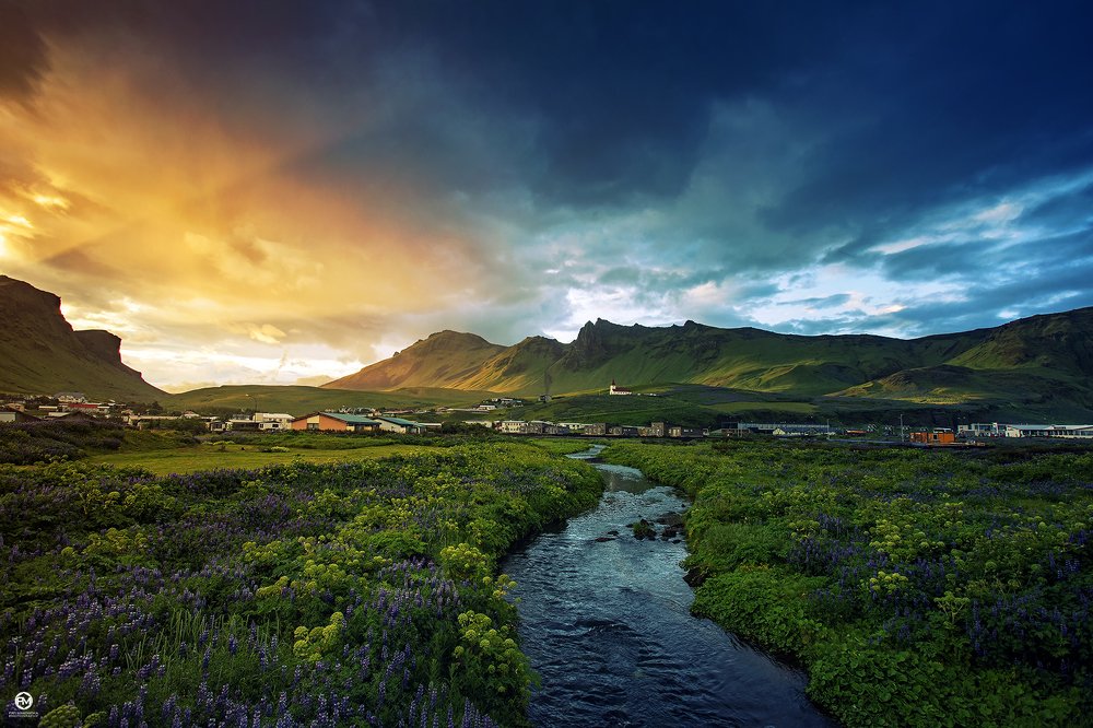 Vik i Myrdal on the Polar night's