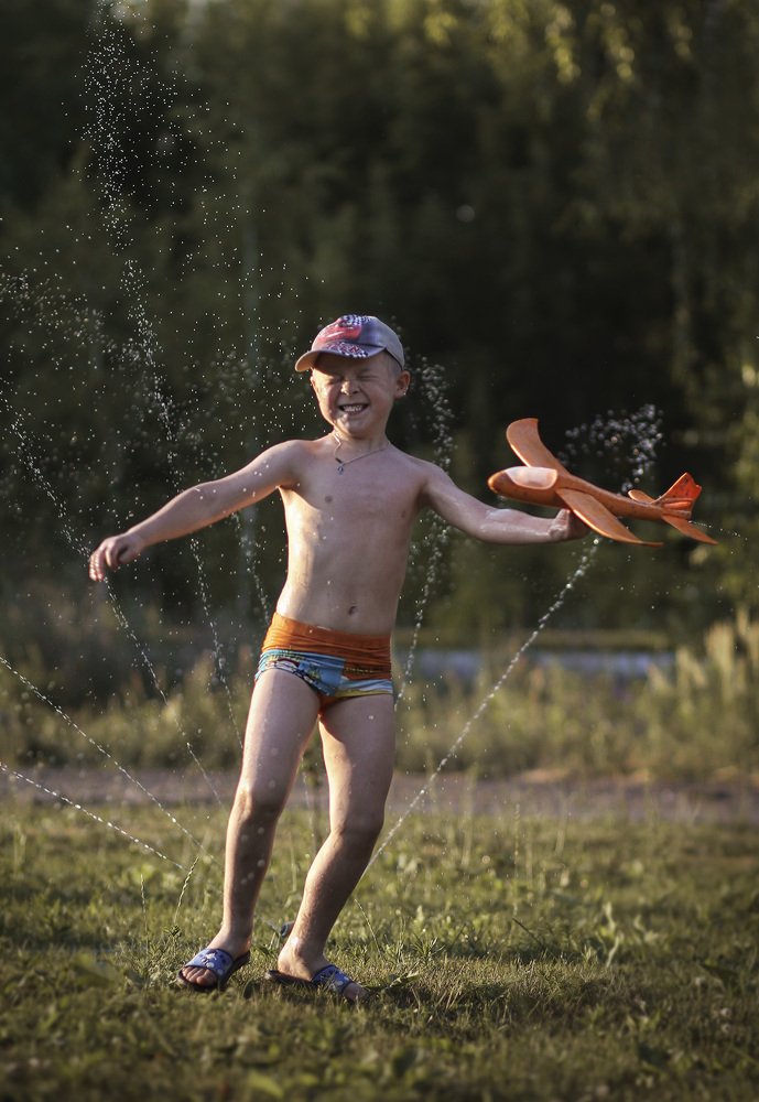 Счастливое детство