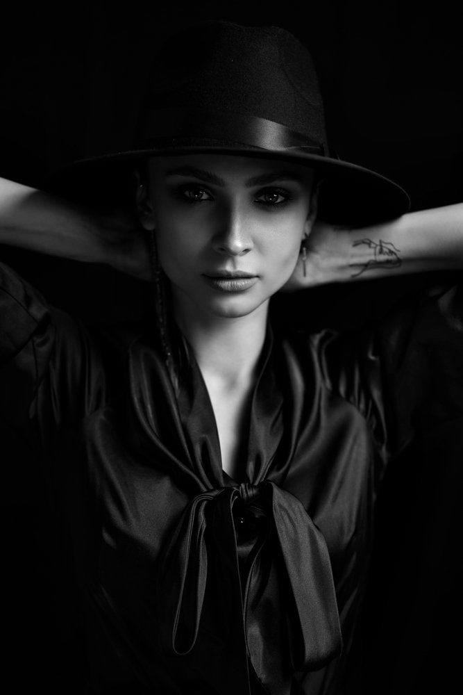 Чёрное на белом