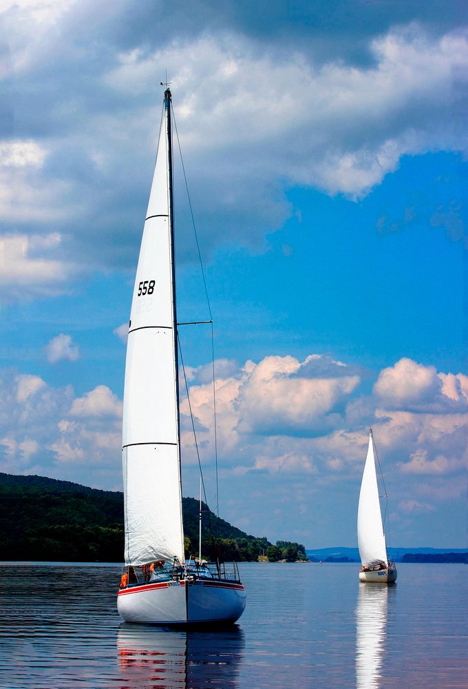 Белые паруса