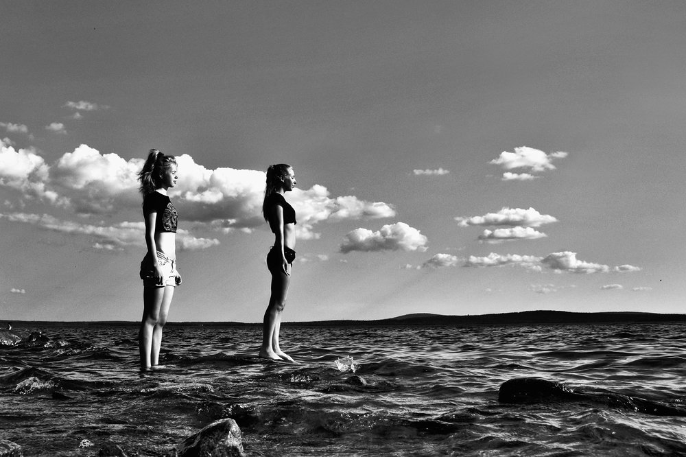 Солнце, озеро, облака