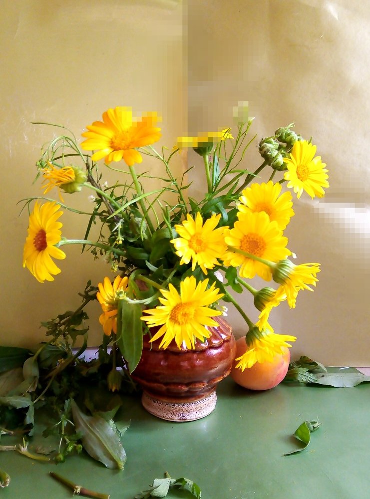 Букет жёлтых цветов - август