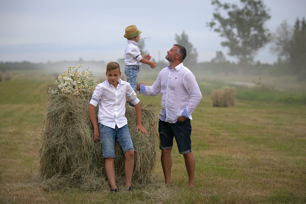 Папа с сыновьями