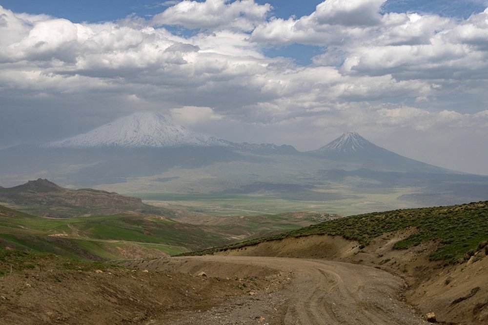 Арарат большой и малый \ Ararat big and small
