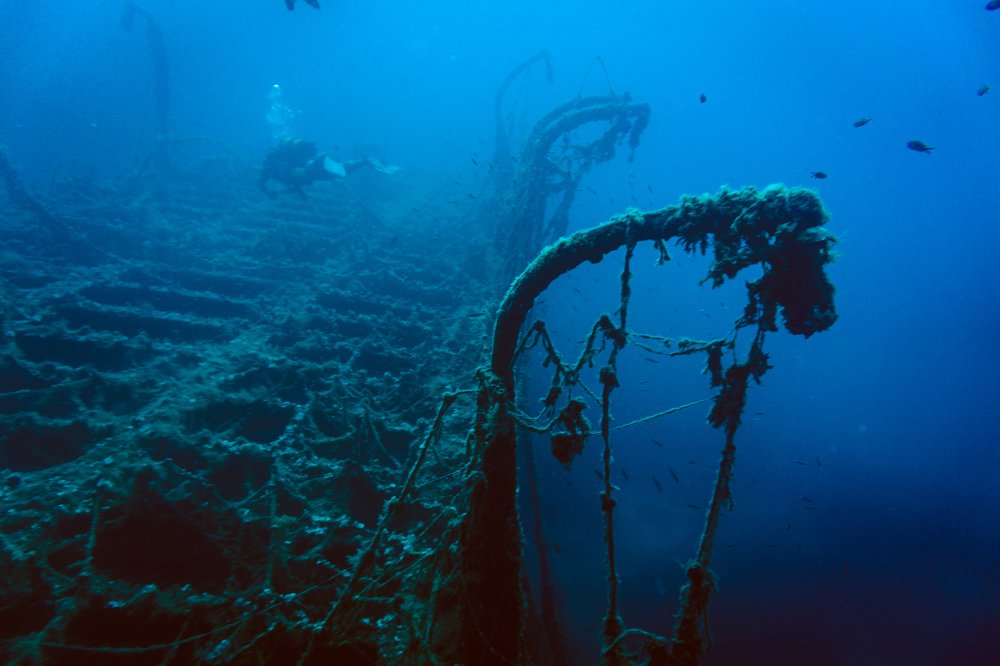 Patris Shipwreck in Kea Island