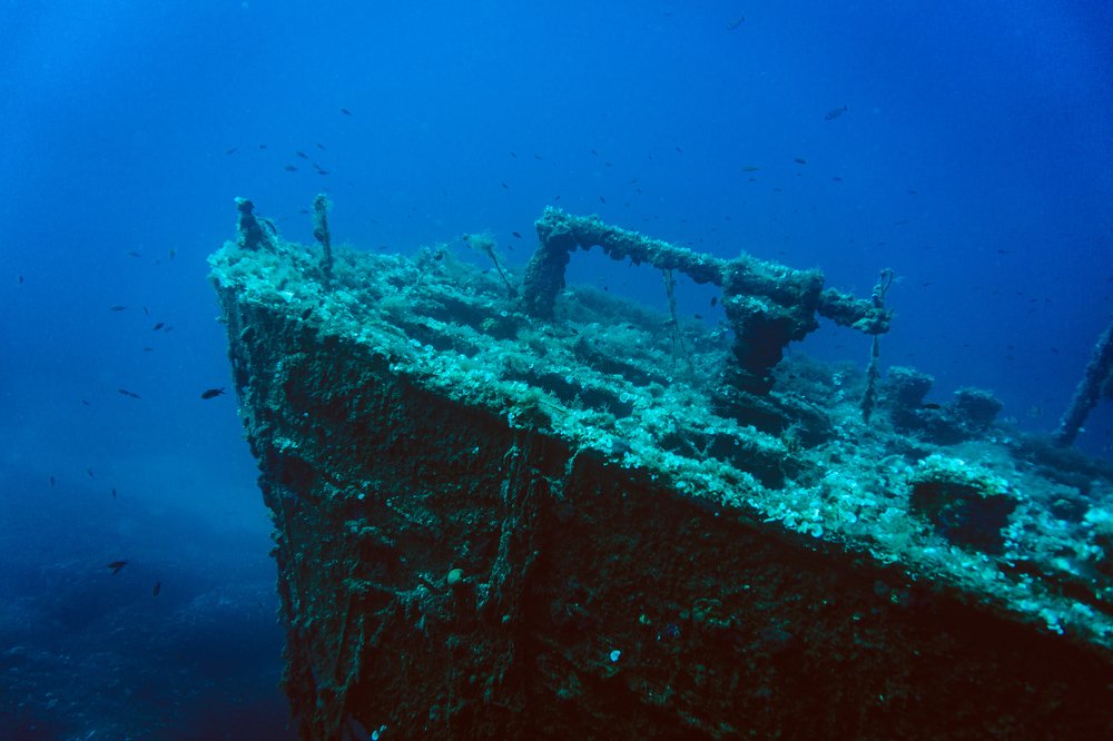 Patris Shipwreck in Kea Island