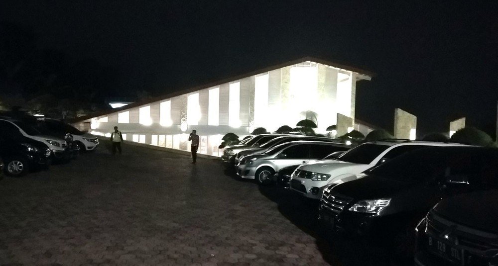 Photograph by Sutikno Widagdo