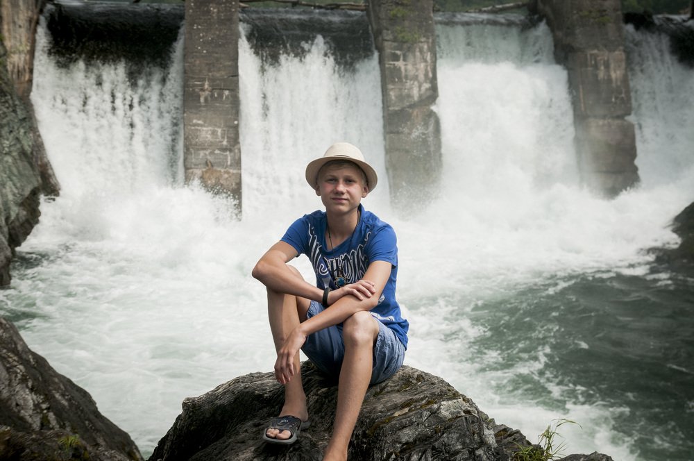 на старой ГЭС.