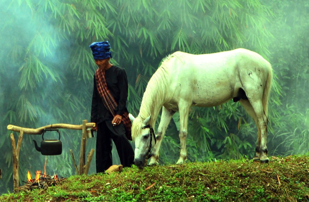 Фотография автора Tutang Hermawan (+62)812 2072-43 Asep