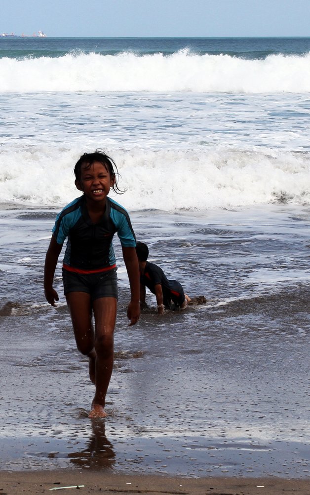 Фотография автора Tutang Hermawan (+62)812 2072-43 Asep