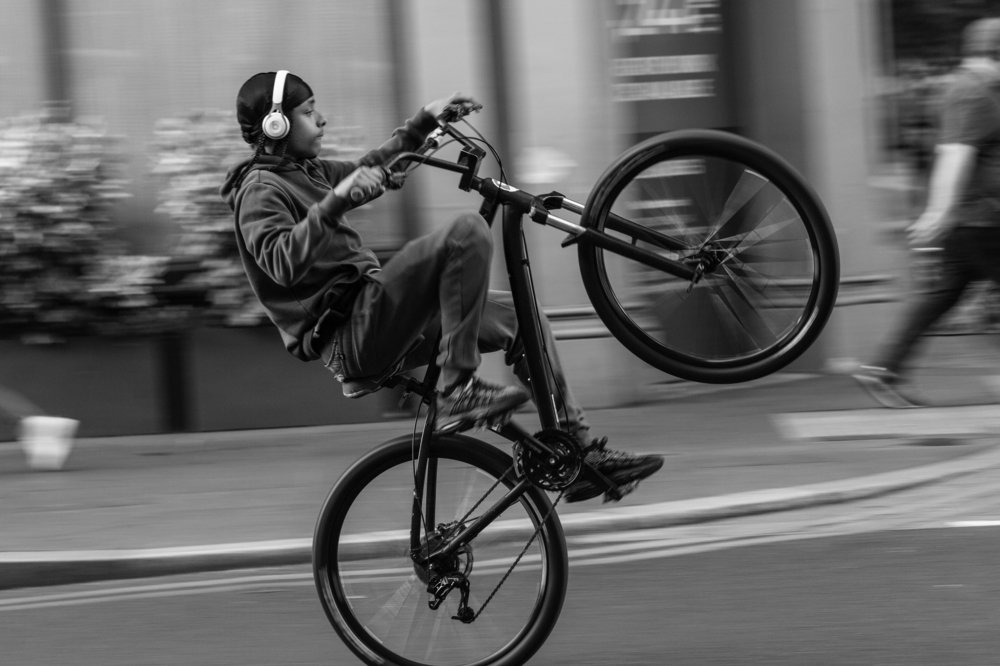 London Vibes in Black and White