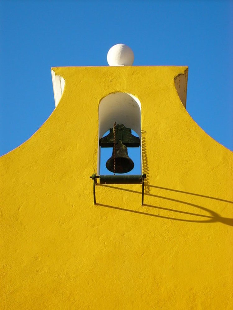 O Sino toca sempre duas vezes  - The bell always rings twice