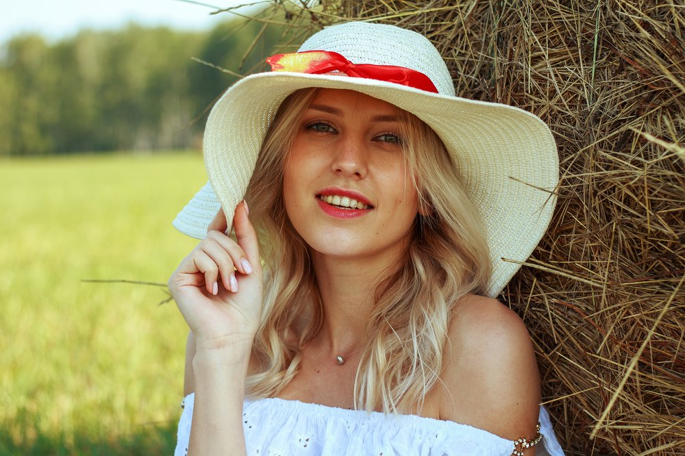 Анастасия и Шляпка