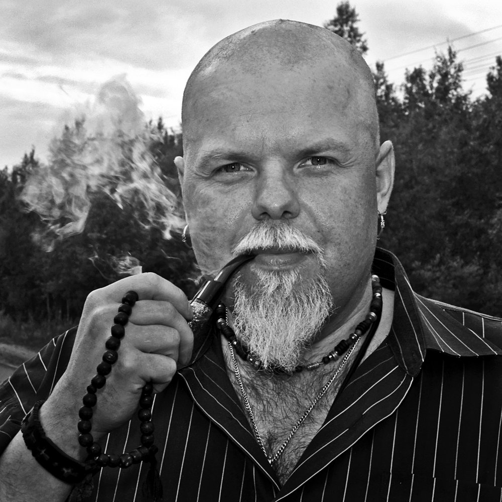 Портрет с трубкой