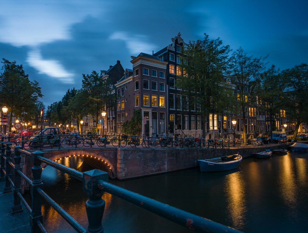 Очарование вечернего Амстердама.